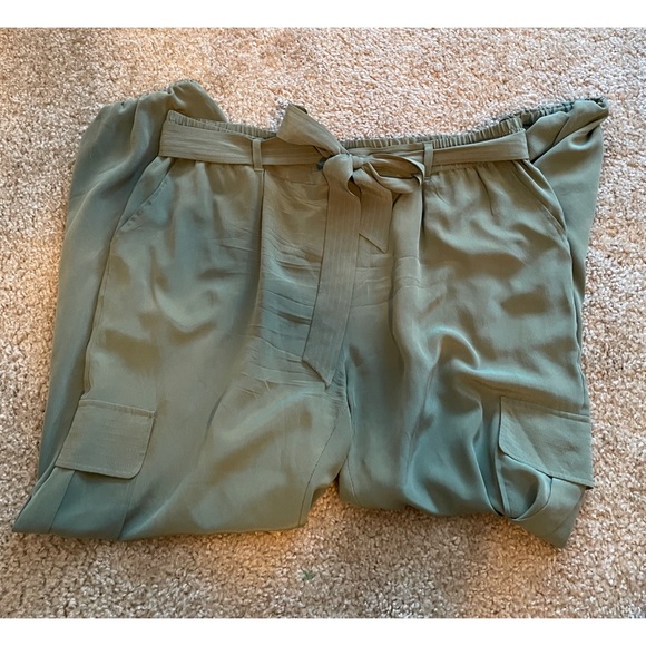 ❌SOLD❌ Joie ‘Aliza Vintage Wash’ Silk Jogger - Picture 2 of 5